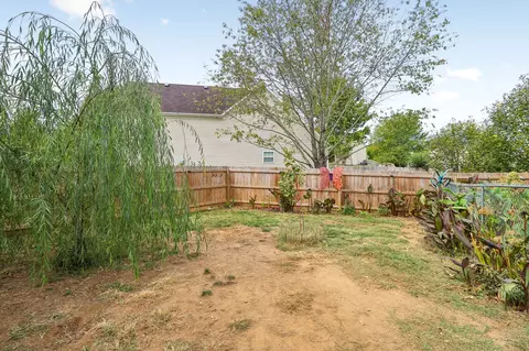Exterior - 3009 Ping Ct, Spring Hill, TN 37174 photo 26 of 28