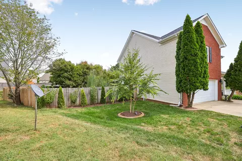Exterior - 3009 Ping Ct, Spring Hill, TN 37174 photo 23 of 28