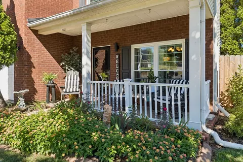 Exterior - 3009 Ping Ct, Spring Hill, TN 37174 photo 4 of 28
