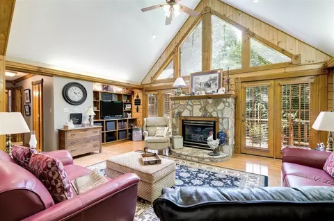 1030 Grape Rough Rd, Oneida, TN 37841 photo 7