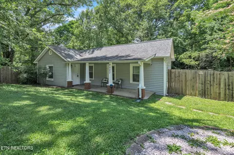 7527 Yount Rd, Knoxville, TN 37931