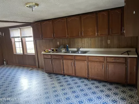 874 Smokey Rd, Rutledge, TN 37861 photo 8