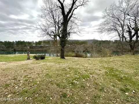 611 Eagle Bend Rd, Clinton, TN 37716 photo 16