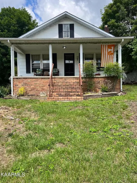 392 Chambers Ln, Oneida, TN 37841 photo 1
