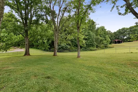 Exterior - 108 W Circle Dr, Burns, TN 37029 photo 7 of 7