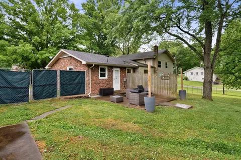 Exterior - 108 W Circle Dr, Burns, TN 37029 photo 5 of 7