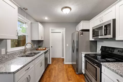 Kitchen - 108 W Circle Dr, Burns, TN 37029 photo 2 of 4