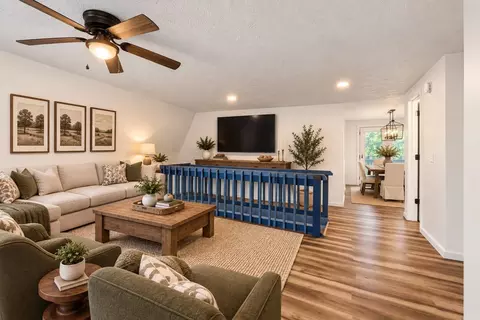 Living - 415 Durrett St, Springfield, TN 37172 photo 3 of 6