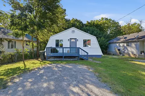 Exterior - 415 Durrett St, Springfield, TN 37172 photo 3 of 9
