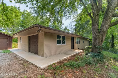 1319 Boyds Creek Hwy, Seymour, TN 37865