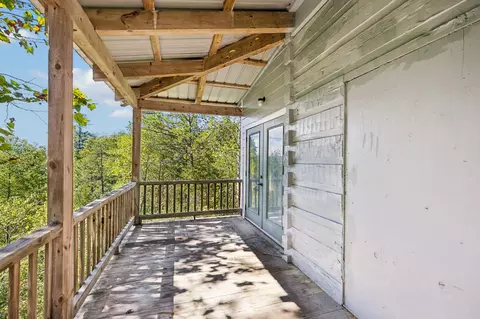 Exterior - 1243 Carrs Creek Rd, Townsend, TN 37882 photo 3 of 10