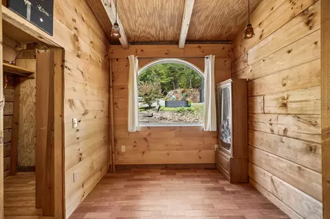 Bedroom - 1243 Carrs Creek Rd, Townsend, TN 37882 photo 1 of 2