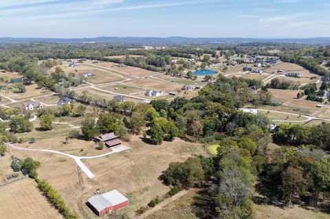 View/Area - 2425 Allisona Rd, Eagleville, TN 37060 photo 6 of 10