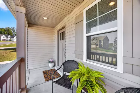 1070 Winesap Rd, Clarksville, TN 37040