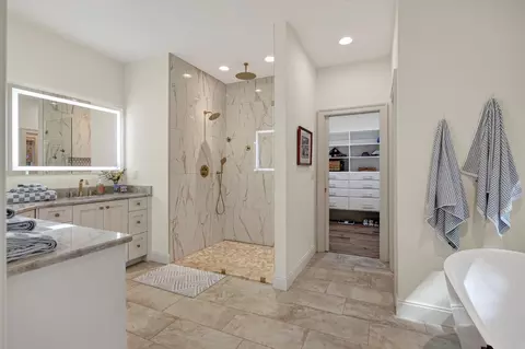 Bath - 753 Vintage Dr, Baxter, TN 38544 photo 1 of 15