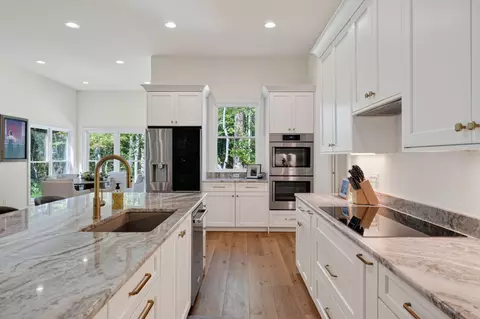 Kitchen - 753 Vintage Dr, Baxter, TN 38544 photo 2 of 4