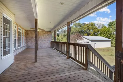 Exterior - 2440 Maple Grove Rd, Dickson, TN 37055 photo 5 of 14