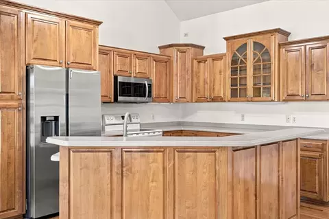 Kitchen - 2440 Maple Grove Rd, Dickson, TN 37055 photo 2 of 6