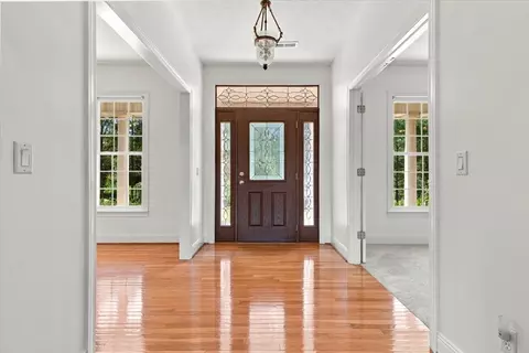 Entry Way - 2440 Maple Grove Rd, Dickson, TN 37055 photo 1 of 1