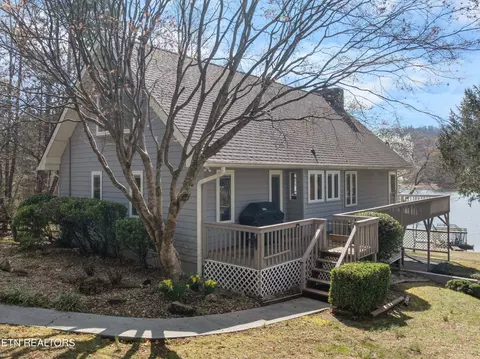 345 Old Leadmine Bend Rd, Sharps Chapel, TN 37866