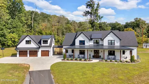 1426 Greenwell Dr, Knoxville, TN 37938