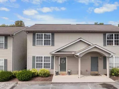 3213 Quiet Way, Knoxville, TN 37918