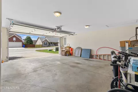 8437 Reality Ln, Corryton, TN 37721 photo 15