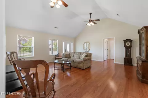 8437 Reality Ln, Corryton, TN 37721 photo 5