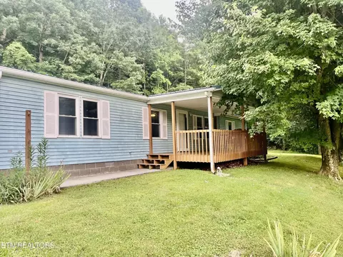 3967 3967 New Corinth Rd, Blaine, TN 37709