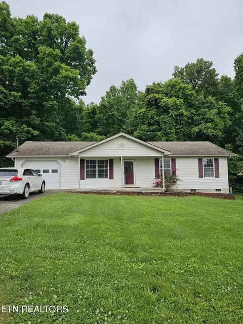 135 Pheasant Rd, Clinton, TN 37716