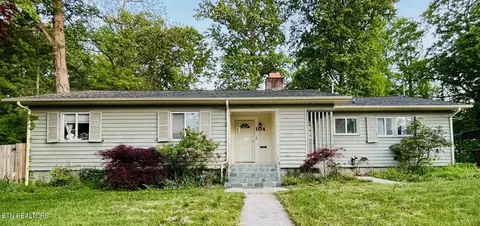 104 Osage Rd, Oak Ridge, TN 37830