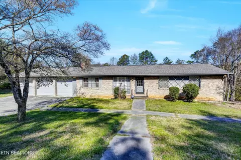 125 Highland View Dr, Knoxville, TN 37920