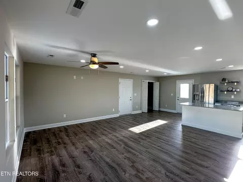 6874 Westgate Cir, Talbott, TN 37877 photo 2