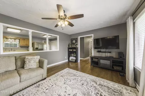 2530 Dogwood Ln, Talbott, TN 37877 photo 5