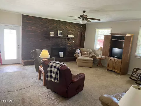 8108 Sharp Rd, Powell, TN 37849 photo 5
