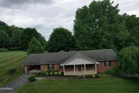 355 Grapevine Tr, Greeneville, TN 37745 photo 4