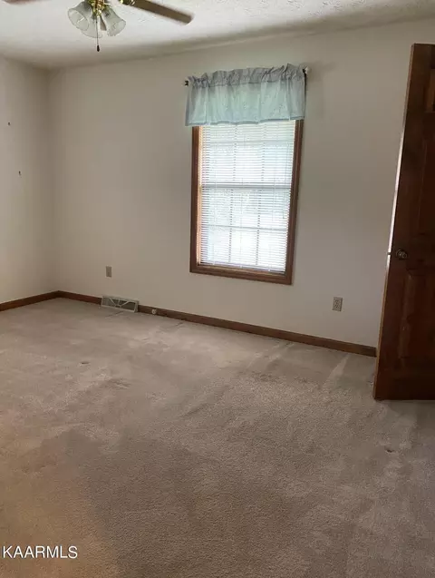 355 Grapevine Tr, Greeneville, TN 37745 photo 34