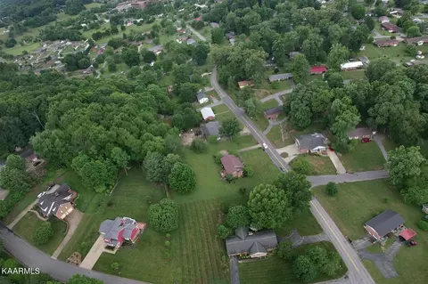 355 Grapevine Tr, Greeneville, TN 37745 photo 5