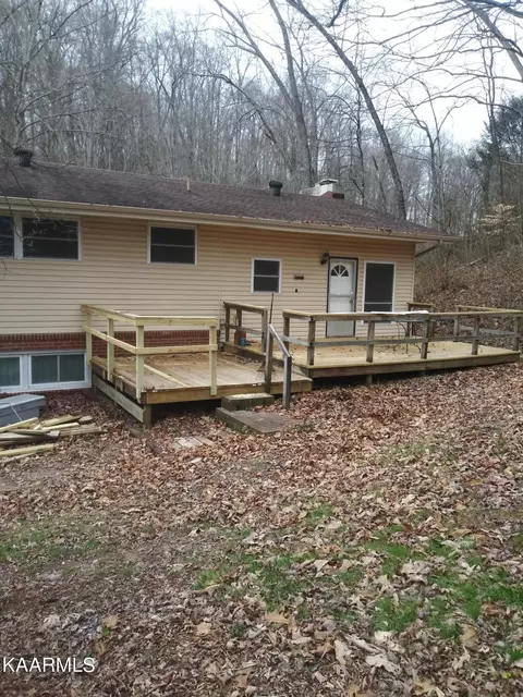 103 Maple Tree Ln, Powell, TN 37849 photo 4