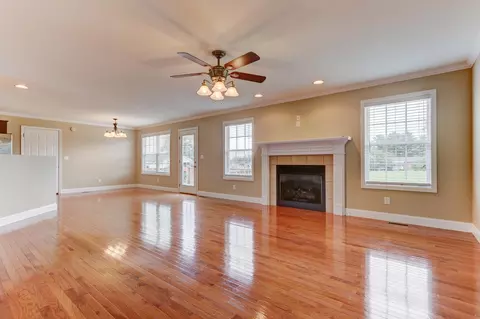 151 West Dr, La Follette, TN 37766 photo 19