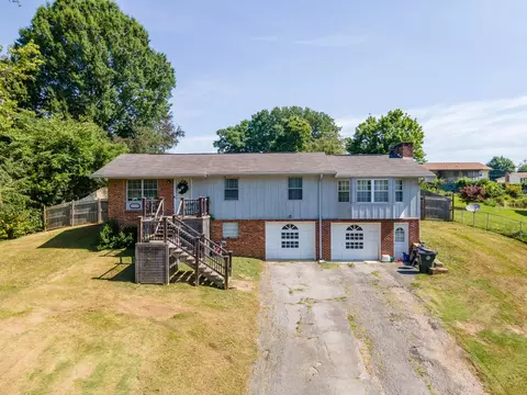 523 Cone Dr, Fort Oglethorpe, GA 30742