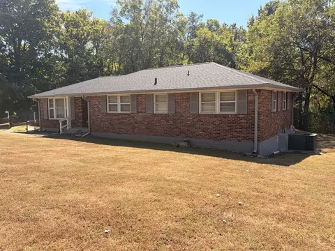 2481 Pulley Rd, Nashville, TN 37214