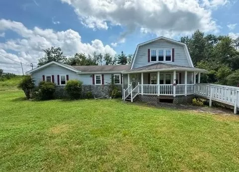 565 Brattontown Cir, Lafayette, TN 37083