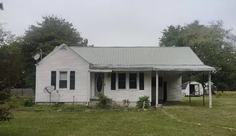 241 Harper Rd, Manchester, TN 37355