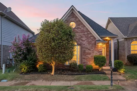 6854 Shorey Ln, Cordova, TN 38018