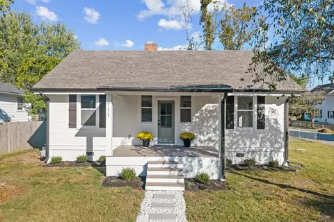 711 Lawrence St, Old Hickory, TN 37138