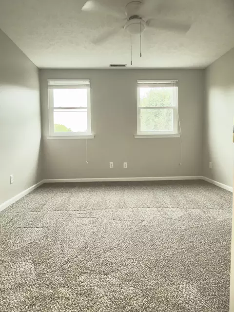 Bedroom - 119 Ashington Ct, Murfreesboro, TN 37128 photo 2 of 5