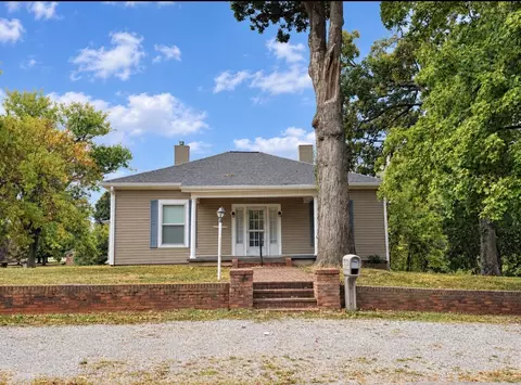 2919 Old Clarksville Pike, Hopkinsville, KY 42240