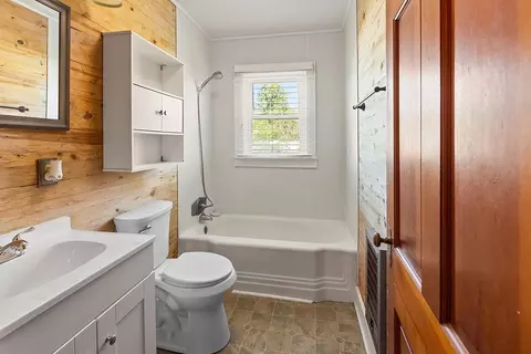 Bath - 151 First St, Morrison, TN 37357 photo 1 of 2