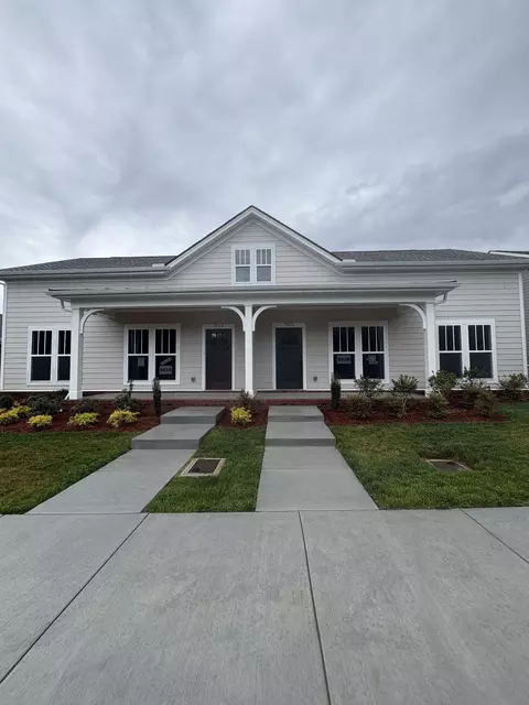 306 Caxton Aly E, Nolensville, TN 37135